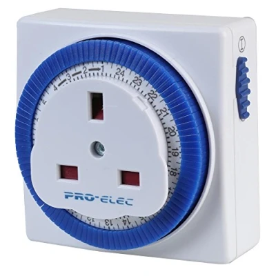 Image of PRO ELEC PEL00407 Compact 24 Hour Mechanical Plug in Timer
