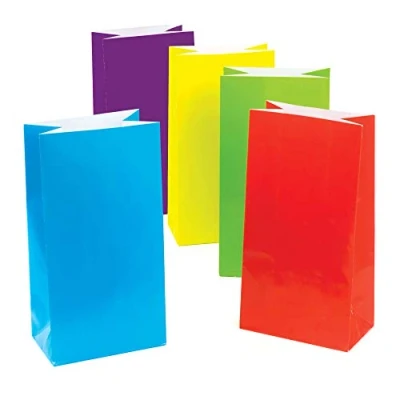 Image of Baker Ross AF384 Coloured Party Gift Bags for Children to Decorate, Embellish and Fill in, Leaf, Assorted, (Pack of 10)