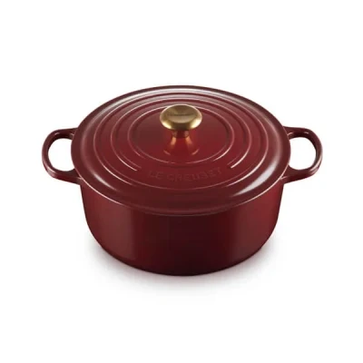 Image of Le Creuset Signature Garnet Cast Iron 28cm Round Casserole