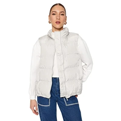 Image of Trendyol Women Regular Puffer Standing collar Woven Vest