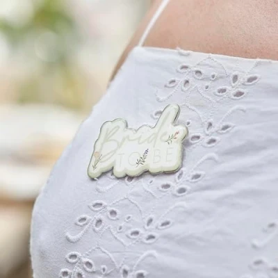 Image of Ginger Ray Bride to Be&#039; Floral Enamel Silver Badge with White and Sage Green Print, 3.3cm x 5.3cm