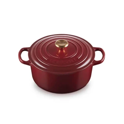 Image of Le Creuset Signature Garnet Cast Iron 22cm Round Casserole