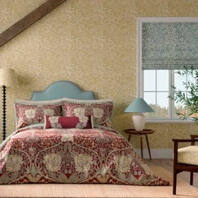 Image of Morris &amp; Co Honeysuckle Tulip Duvet Cover King Size Red Gold