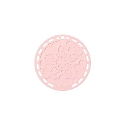 Image of Le Creuset French Trivet, Silicone, Heat resistant to 250C, 20 cm, Powder Pink, 93007300231000