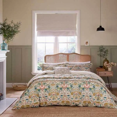 Image of Morris &amp; Co Lodden Duvet Cover Set Super King Size Primrose Thyme