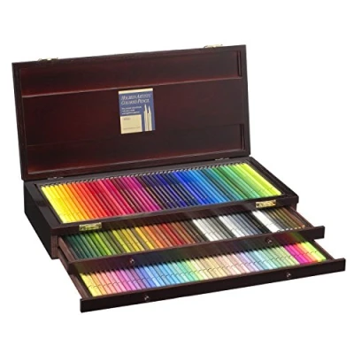 Image of Holbein Artist Colored pencil 150 color wooden box set OP946