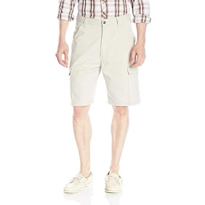 Image of Wrangler Men&#039;s Classic Relaxed Fit Cargo Short, Dark Putty, 34