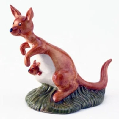Image of Royal Doulton The Pooh Collection KANGA and ROO WP8 Made In England