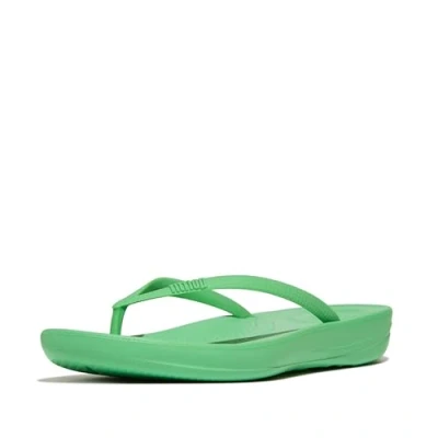 Image of Fitflop Women&#039;s IQUSHION Ergonomic FLIP Flops, Green, 3 UK