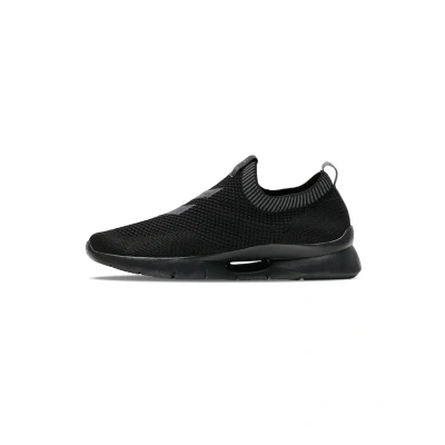 Image of Hummel Tatum Seamless Slipons, Size: 4, Black/black shoes