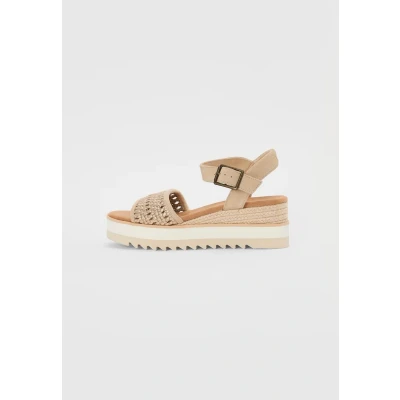 Image of TOMS Women&#039;s Diana Sandal, Champagne Metallic Basket Weave/Suede, 10 UK