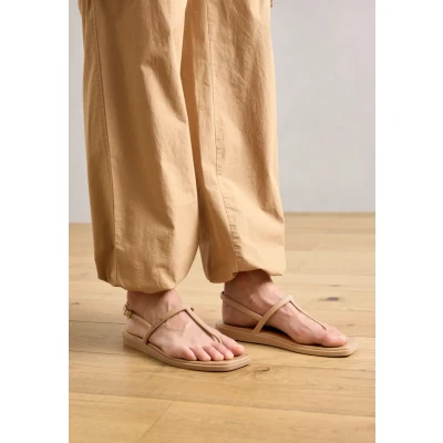 Image of Crocs Women&#039;s Miami Thong Flip Flop, Milk Chocolate, 3 UK