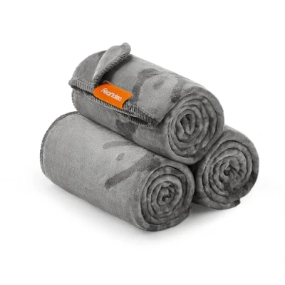 Image of Feandrea Pet Blankets, 3 Pack Dog Blankets Washable, L, 127 x 102 cm, for Small and Medium Dogs, Flannel Couch Cover Protector, Slate Grey PPB014G01