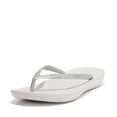 Image of Fitflop Iqushion Ergonomic Pool shoes, Women&#039;s, Size: 5, Silver Synthetics