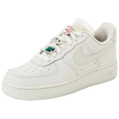 Image of NIKE Men&#039;s Air Force 1 Low Premium Sneaker, Light Bone Kelly Green, 5 UK