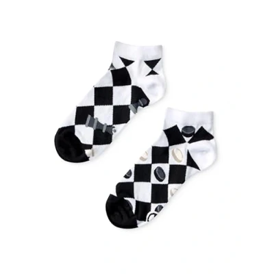Image of Dedoles Unisex Socks for Women, Men &amp; Kids Cotton Funny Designs Football Bicycle Horses Plants Firefighter Gift Mismatched, Design: Chess and Checkers, Colour: White, Size: 3 5 M / 2 4,5 W UK