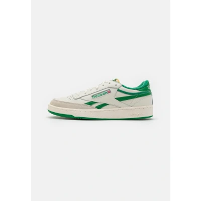 Image of Reebok Classic CLUB C Revenge Vintage Unisex Trainers Trainers, Size: 5, Chalk/white/green shoes