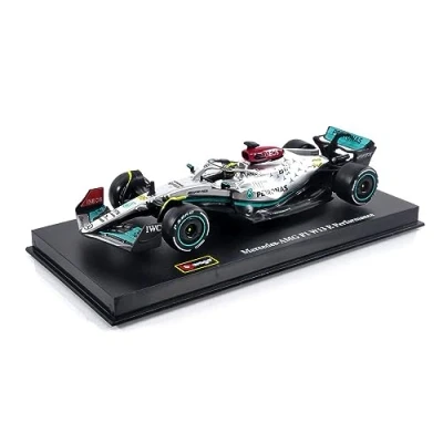 Image of Bburago B18 38066H Formula 1 MB W13 E Performance (2022) with Helmet Hamilton 1:43 Scale Die Cast Collectible Race Car, Assorted Colours