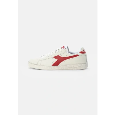 Image of Diadora GAME L LOW WAXED women&#039;s Shoes (Trainers) in White