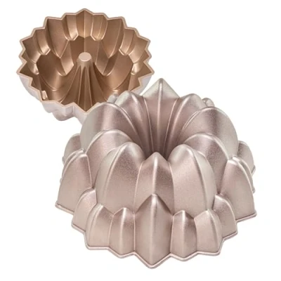 Image of Erreke Cake Tin, Fluted Ring Tins, Cook Evenly, Double Non Stick Layer, Highly Durable Cast Aluminium, Rose Gold, 24cm Diameter, 2.0 Liter Capacity, Mould, Cascade