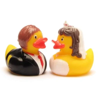 Image of Duckshop Rubber Squeaking Ducks &#039;Berry&#039; Set of 2 Bride and Groom