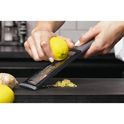 Image of KAI Pure Komachi Fine Grater &amp; Zester with Protective Sheath PG0001, Stainless Steel, Gray, 26.7 x 7 cm