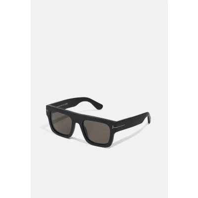 Image of Tom Ford Unisex Sunglasses, Size: 53, Matte black