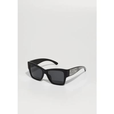 Image of Dolce &amp; Gabbana Woman DG4493 501/87 Sunglasses Acetate Black Grey Squared Normal