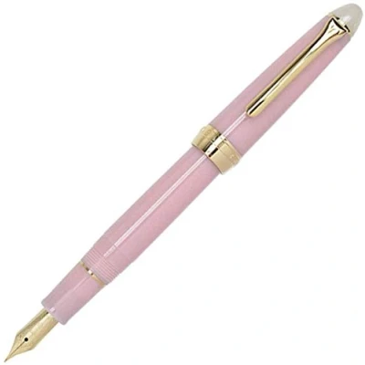 Image of Sailor Shikiori Yozakura Fountain Pen