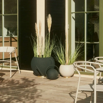 Image of AYTM Globe flower pot, Ø 60 cm, black, aluminium, steel
