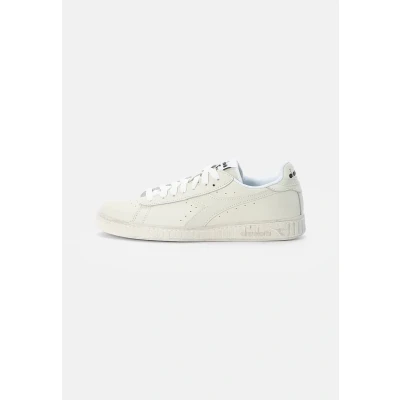 Image of Diadora GAME Waxed Unisex Trainers, Size: 5, White Leather