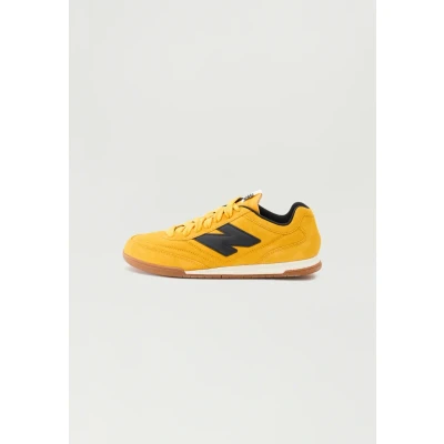 Image of New Balance URC42 Unisex Trainers, Size: 7, Marmalade leather and imitation