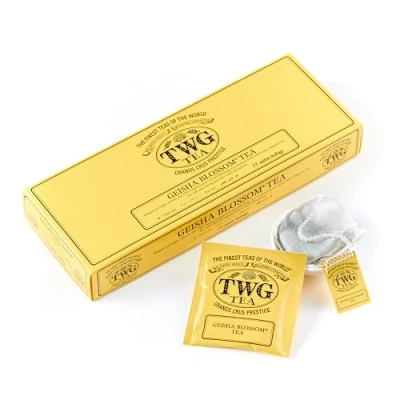 Image of TWG Tea Geisha Blossom Green Passionfruit &amp; Marigold Petals 15 Hand Sewn Cotton Bags Gift Set