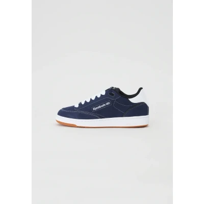 Image of Reebok Classic CLUB BULC Unisex Trainers, Size: 6, Vectornavy/black/white Leather/synthetics