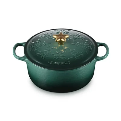 Image of Le Creuset signature Christmas tree casserole green 24 cm
