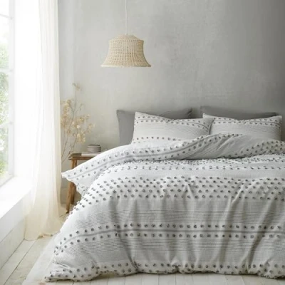 Image of Pineapple Elephant Aisha Tufted Spot Super King Duvet Cover Set with Pillowcases White