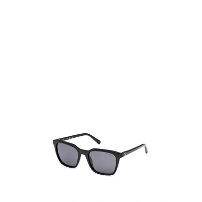 Image of Sunglasses Guess Gu00170 col. 01d Uomo Squadrata Nero