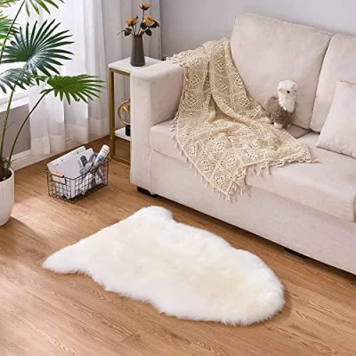 Image of YIHAIC Faux Fur Sheepskin Style Rug,Faux Fleece Fluffy Area Rugs Seat Pad Anti Skid Yoga Carpet for Living Room Bedroom Sofa Floor(White,50 x 80cm)