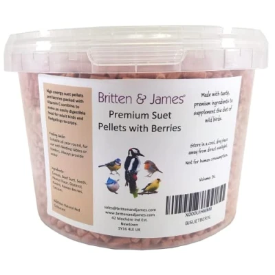 Image of Britten &amp; James Premium Suet Pellets with Berries for Wild Birds in a Stay Fresh 3L Tub (1.9Kg)