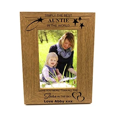 Image of ukgiftstoreonline Personalised Best Auntie Portrait Wooden Photo Frame Gift (5 x 7 Inch)