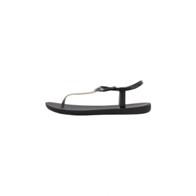 Image of Ipanema Women&#039;s 83666 Class Classy Sandal Fem Flip Flop, Black/White, 5 UK