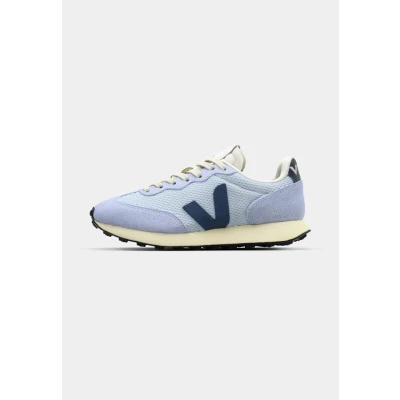 Image of Veja RIO Branco II Trainers, Women&#039;s, Size: 4, Swan/nautico Leather and textile
