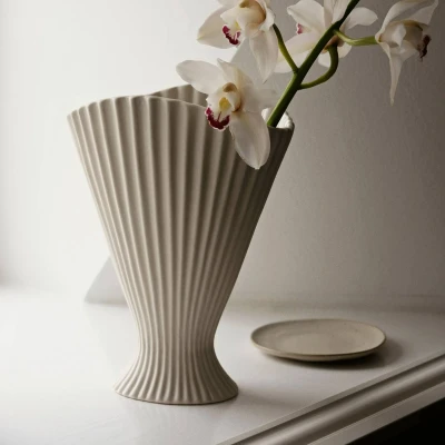 Image of ferm LIVING Fountain vase, white, height 30.5 cm, ceramic