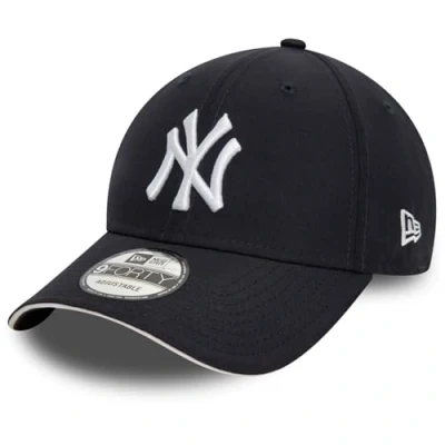 Image of New Era Adult&#039;s 9Forty Microfibre MLB York Yankees Baseball Cap Hat Navy