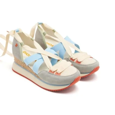 Image of Gioseppo HINESBURG women&#039;s Sandals in Beige