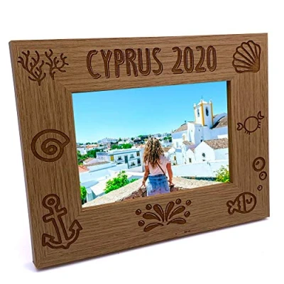 Image of ukgiftstoreonline Personalised Beach Themed Holiday Landscape Wooden Photo Frame Gift (5 x 7 Inch)