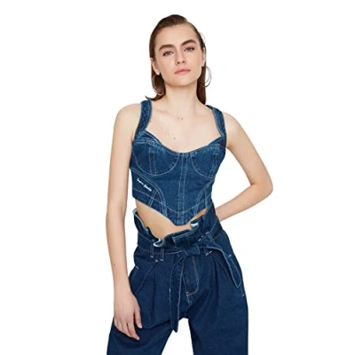 Image of Trendyol Women Regular fit Basic Sweetheart Woven Blouse,Navy Blue,32
