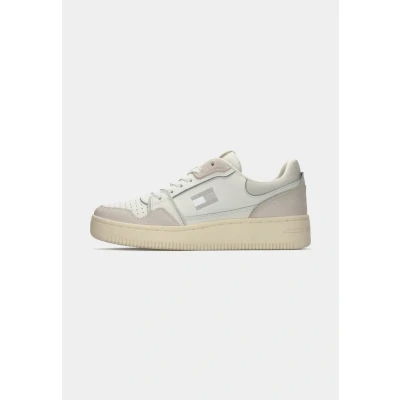 Image of Tommy Jeans TJW Retro Trainers, Women&#039;s, Size: 2.5, Ecru/stratus grey shoes