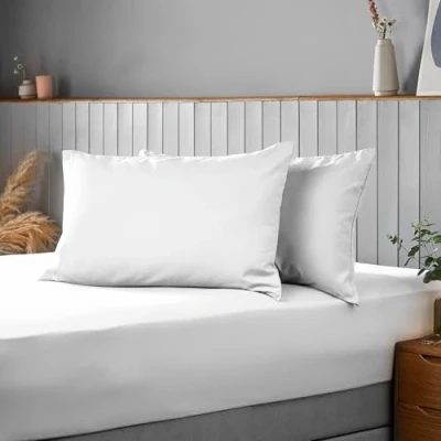 Image of Silentnight Supersoft White Pillowcase Pair Easy Care Soft Snuggly Plain Pillow Cases Ideal with Duvet Cover Quilt Bedding Set Machine Washable Pillows Cushions Covers Standard Size (74cm x 48 cm)
