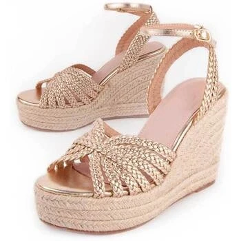 Image of Montevita women&#039;s Espadrilles / Casual Shoes in Gold